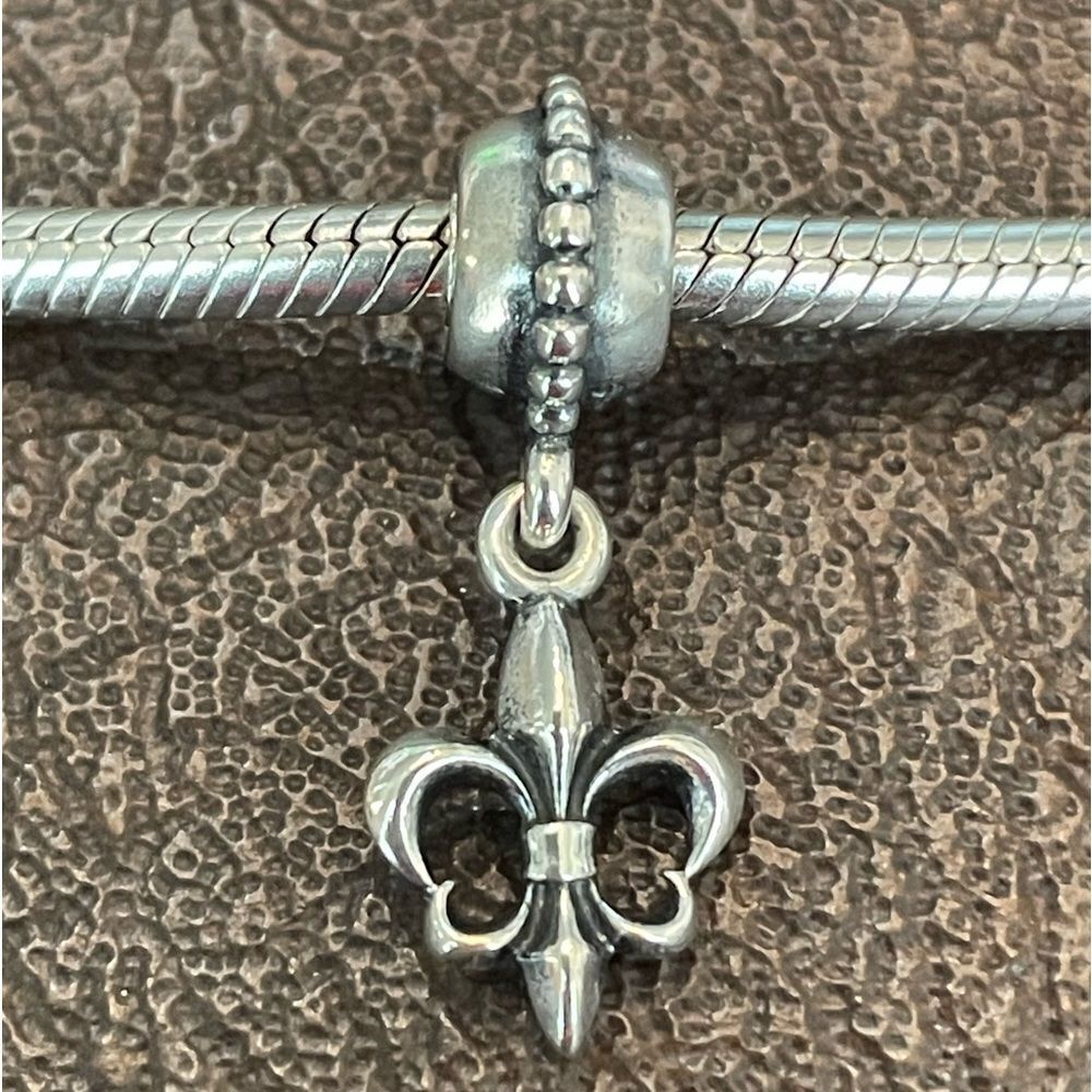FLEUR DE LIS AUTHENTIC PANDORA CHARM
